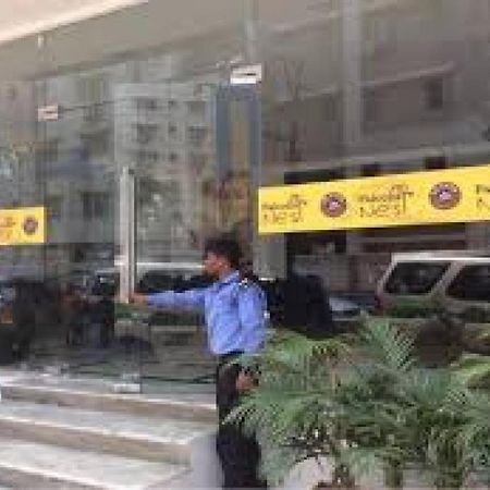 La Riviera Suites Madhapur ハイデラバード エクステリア 写真